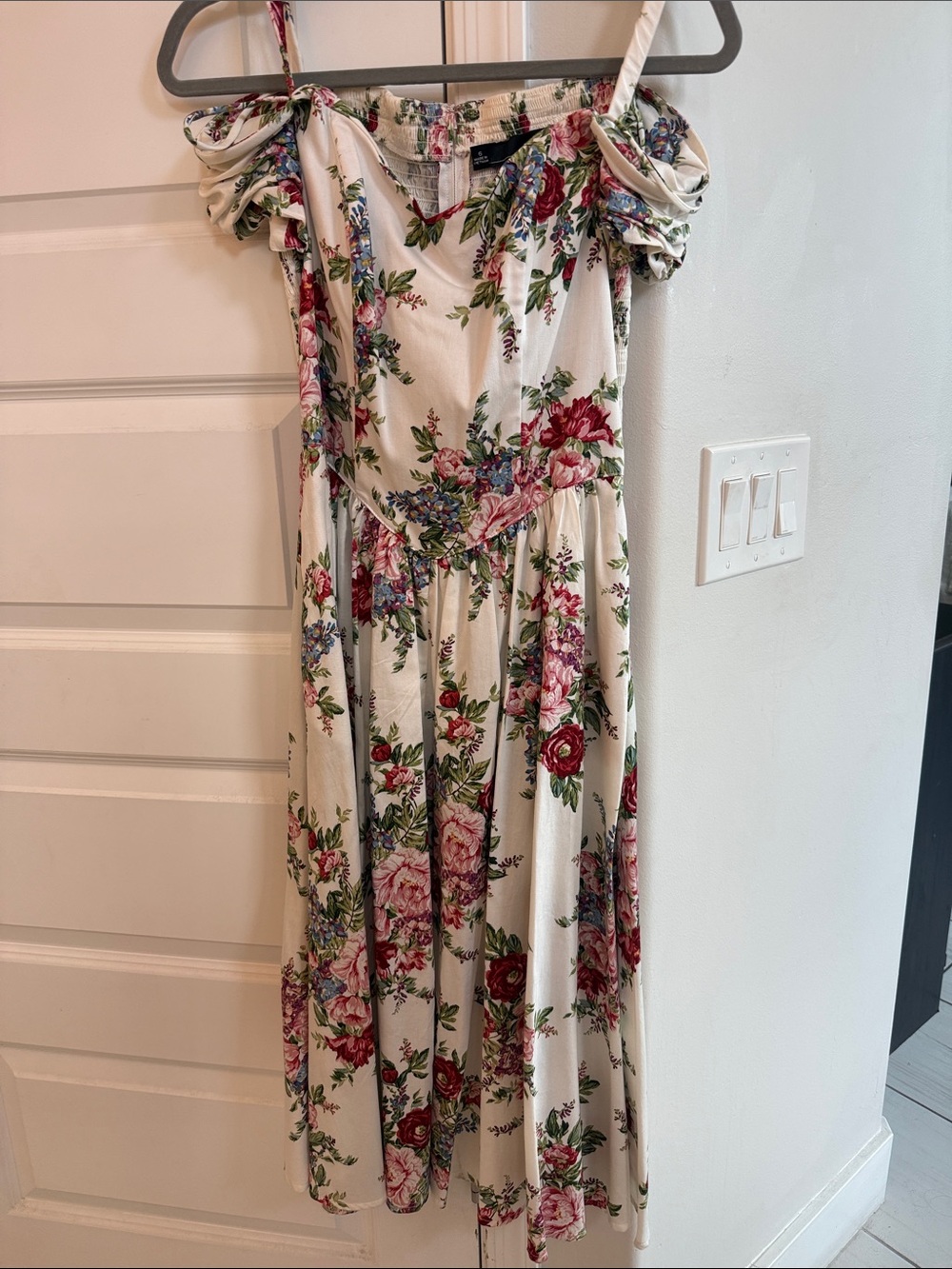 Chetta B Cream Floral Off-Shoulder Midi Dress